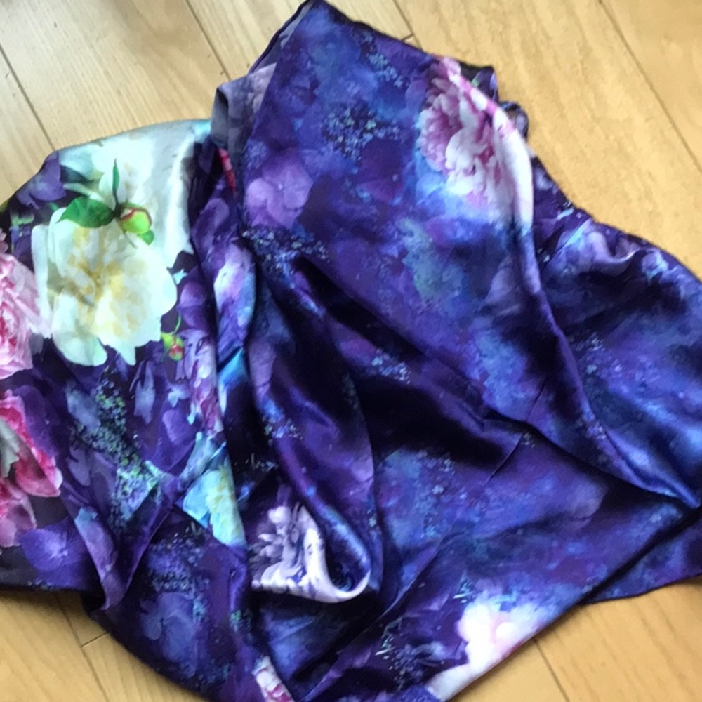 NWT pure silk scarf, Shanghai Story brand